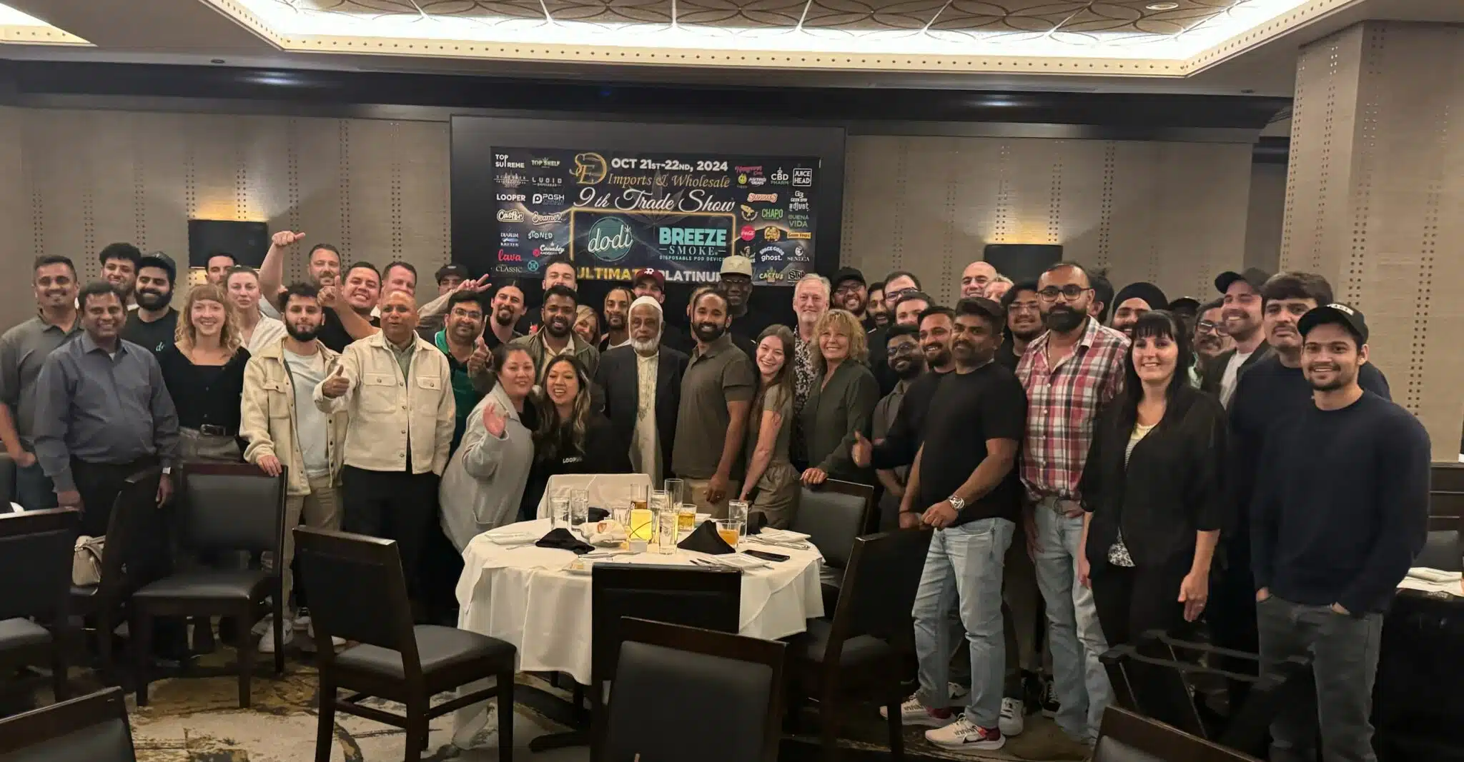 SE Imports & Wholesale team photo from trade show event